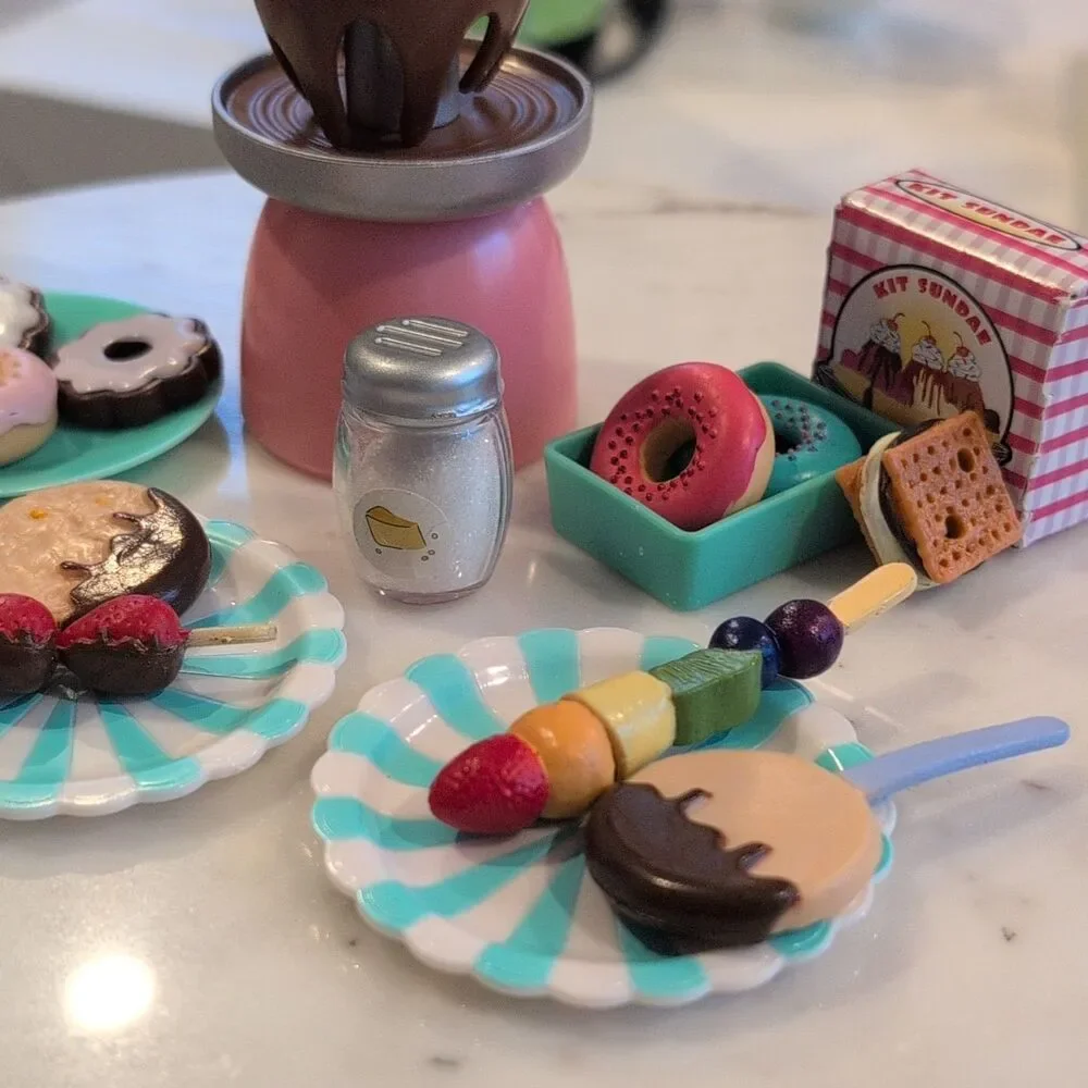 Dollhouse Miniatures Food & Drink Lot Donuts Plates Milkshake Sugar Sweet Treats